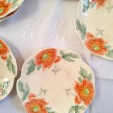 Lot de 19 assiettes en barbotine