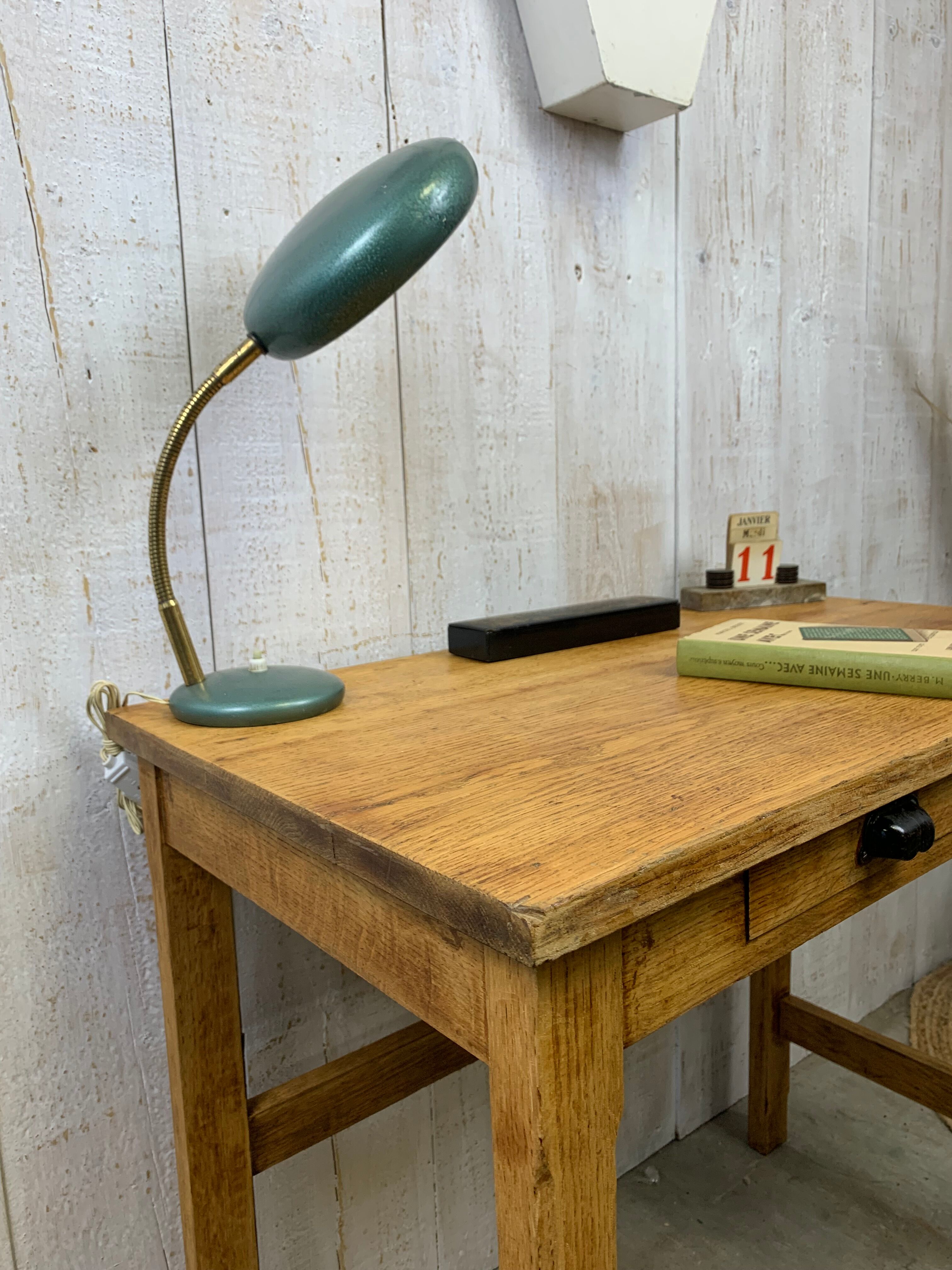 Vintage boarding office