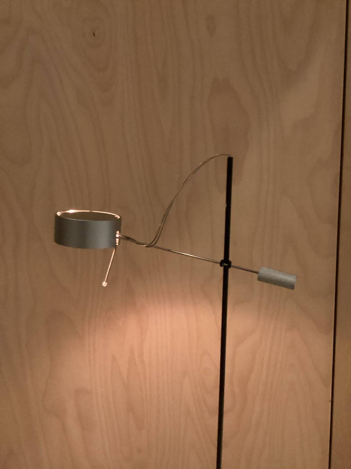 Lampadaire absolut-lighting design architecte