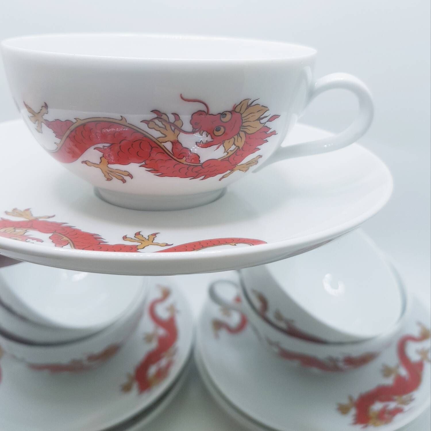 Théière dragon en porcelaine bavaroise