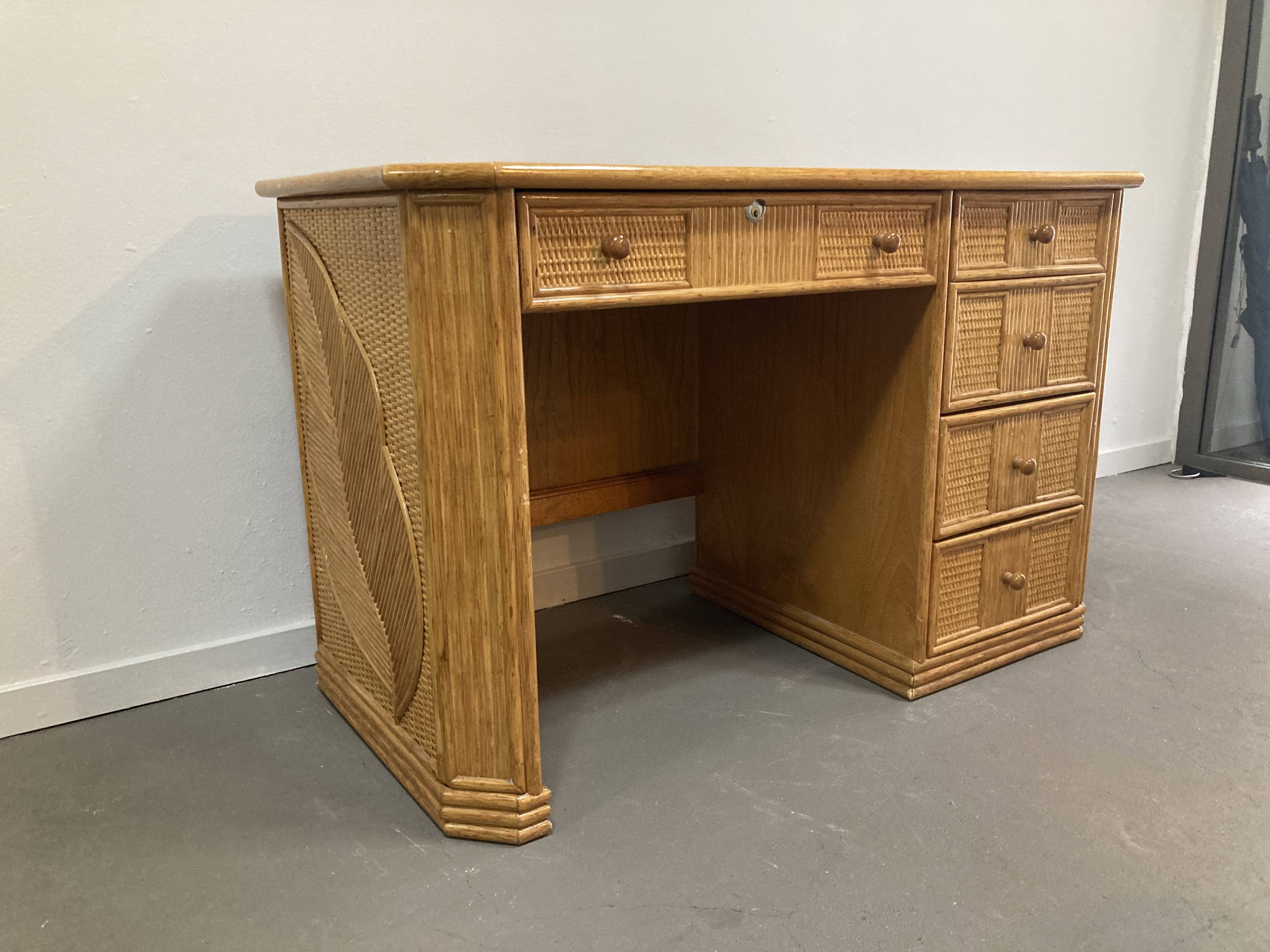 Unique desk in rattan or split rattan, Vivai del Sud style.