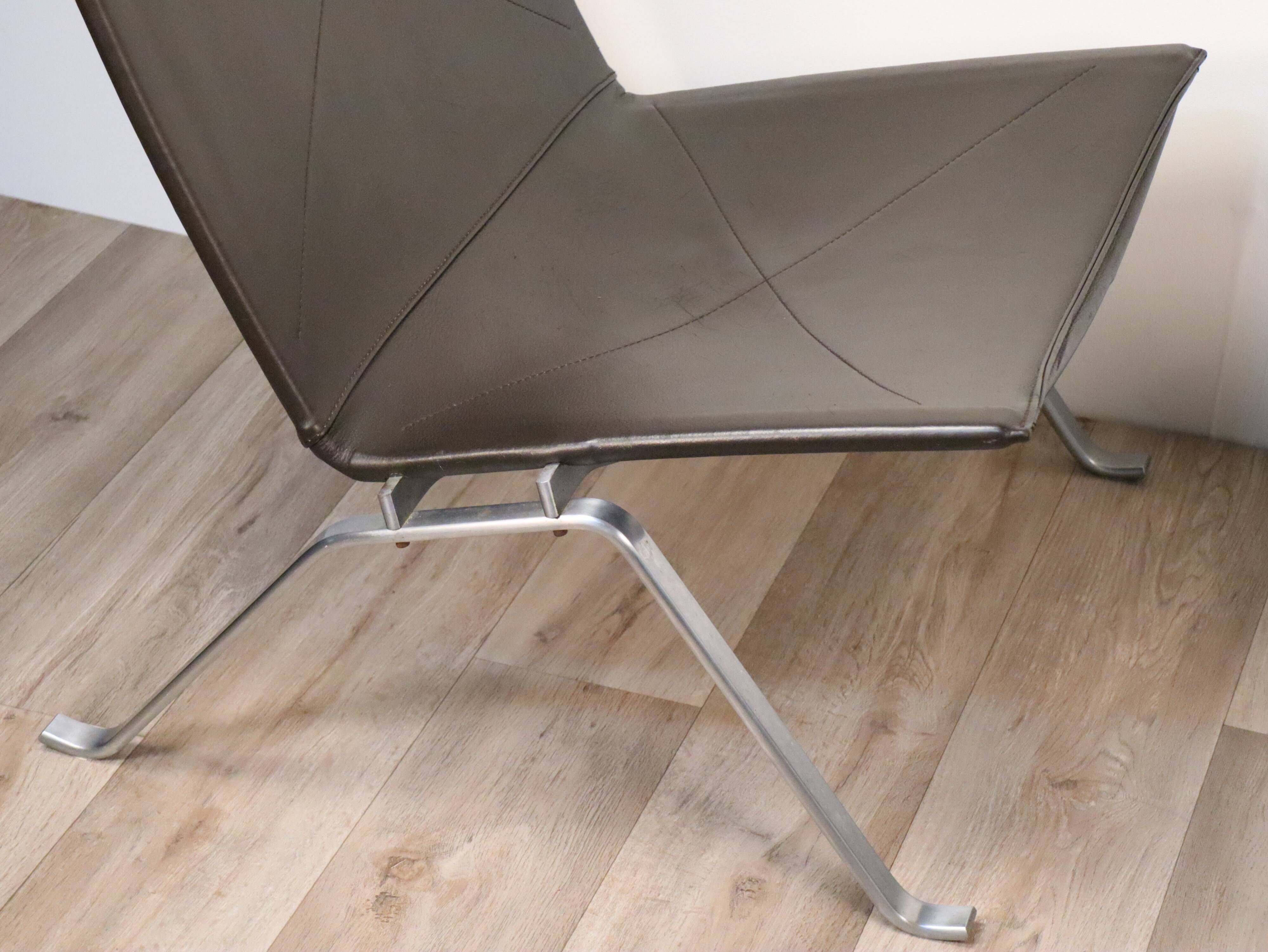 Pair of PK22 armchairs by Poul Kjaerholm for Fritz Hansen