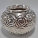 Vase en métal argenté