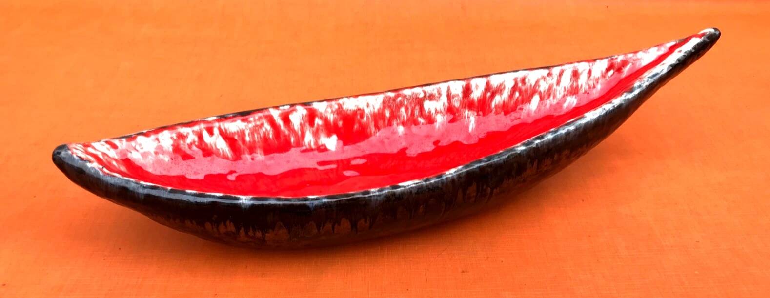 1960s large fruit bowl/centrepiece "Pirogue" Vallauris style