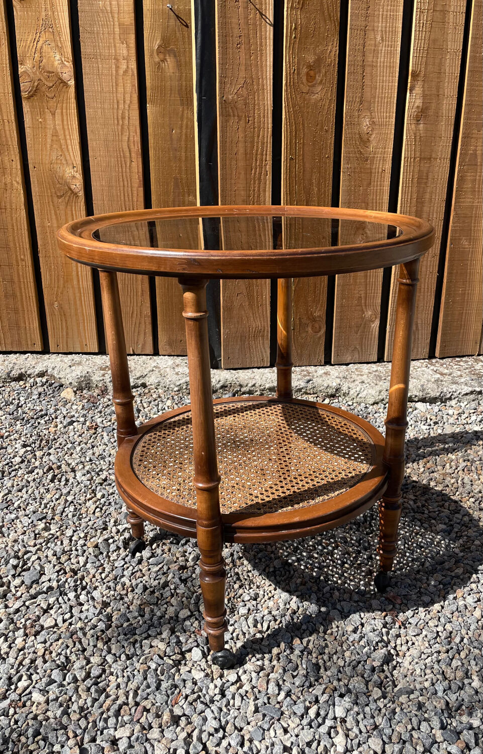 Chariot vintage en bois rotin