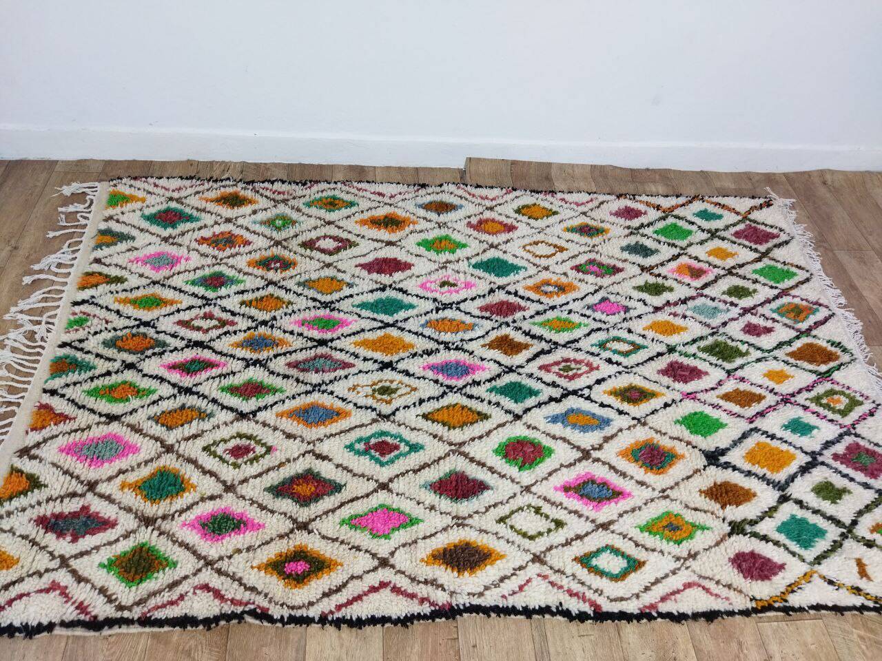 Handcrafted Moroccan Berber Rug 246 X 158 CM
