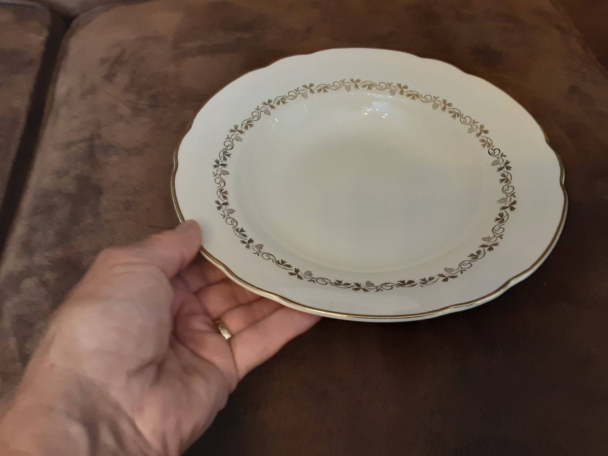 Set of 6 Willeroy and Boch soup plates
