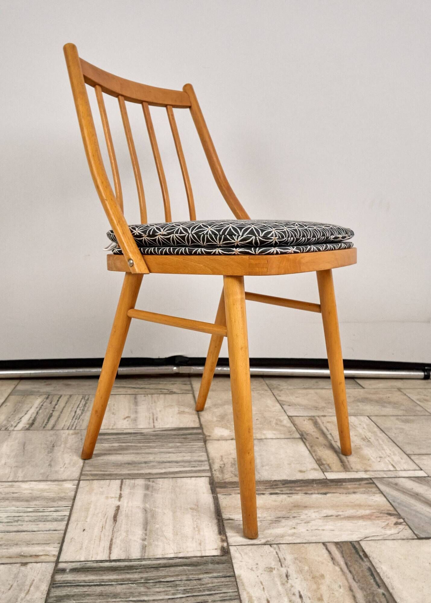 Set of 2 H-214 Dining Chairs by Jindřich Halabala, 1930s, Czechoslovakia