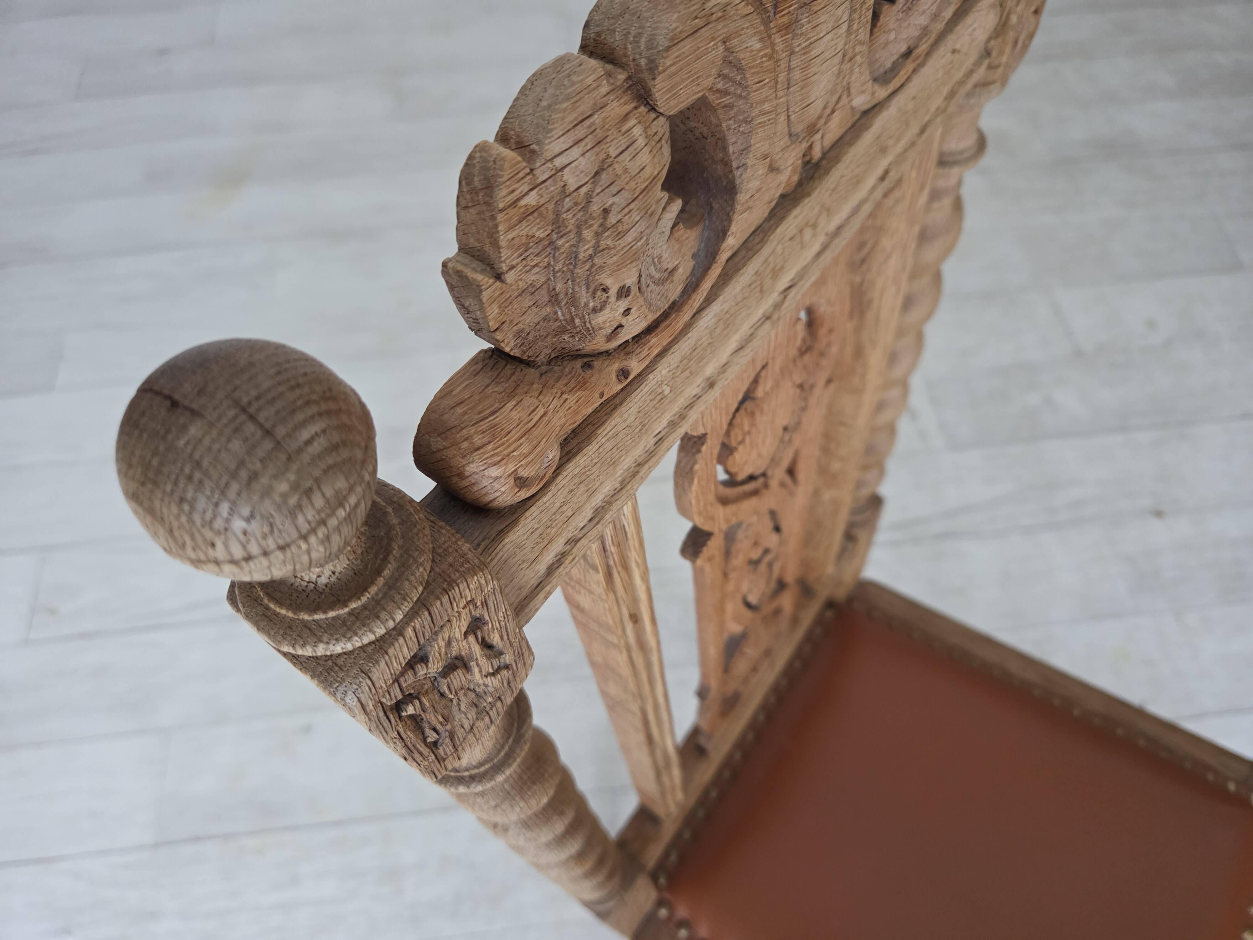 1930s, set of 4 Danish dining chairs, carved oak wood, furniture leather.