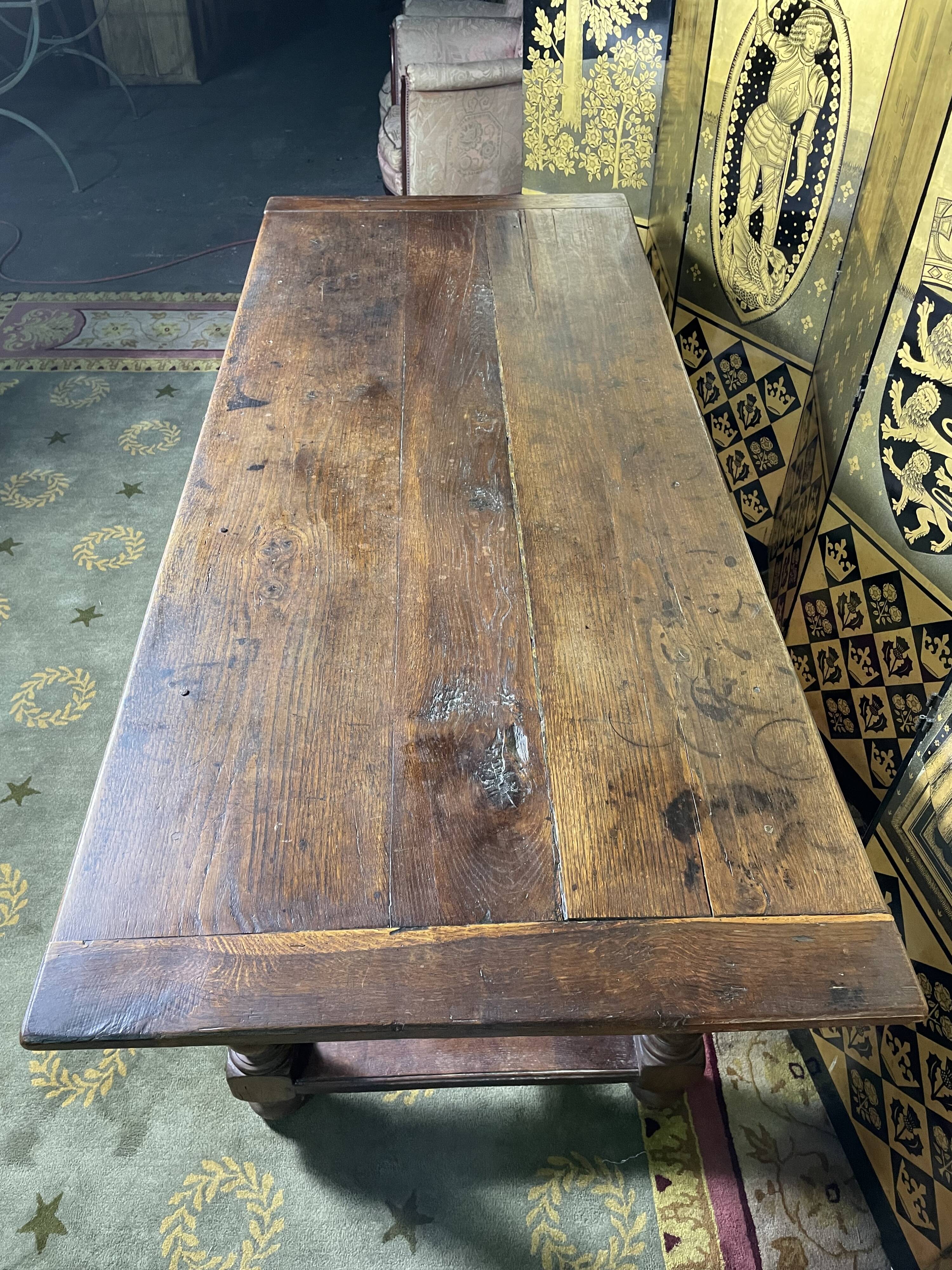 Table de ferme en chêne Louis XIII 19eme