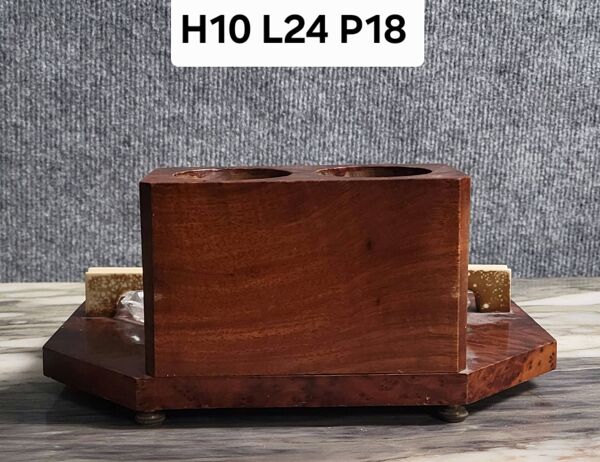 Nécessaire de fumeur époque Art Déco en loupe et marqueterie