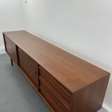 Enfilade danoise en teck long 220, années 1960