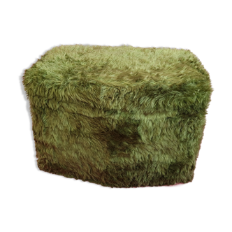 Original pouf with green Vintage system with storage. 62x47x40 cm.