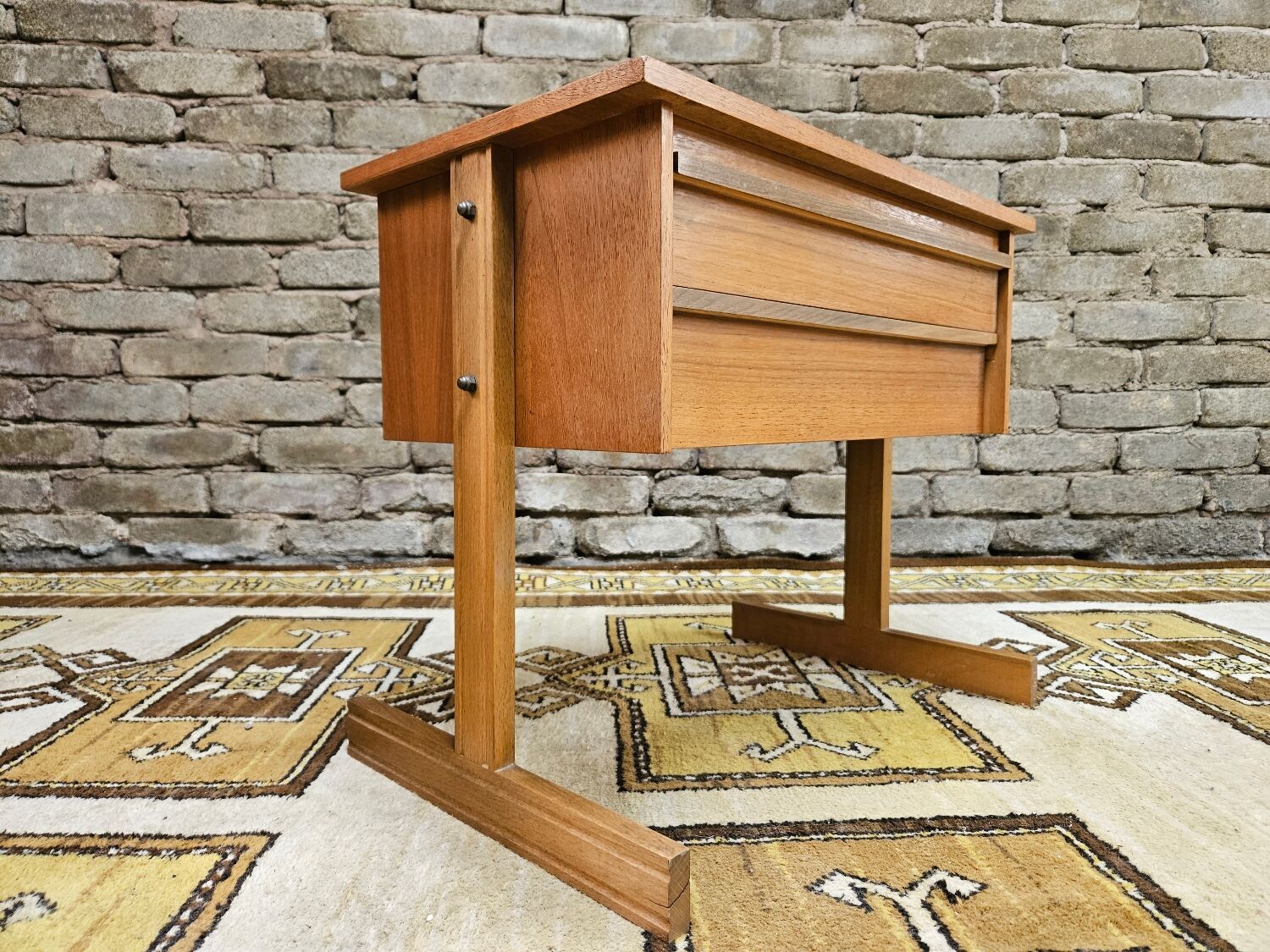 Small Scandinavian bedside table 1960 vintage