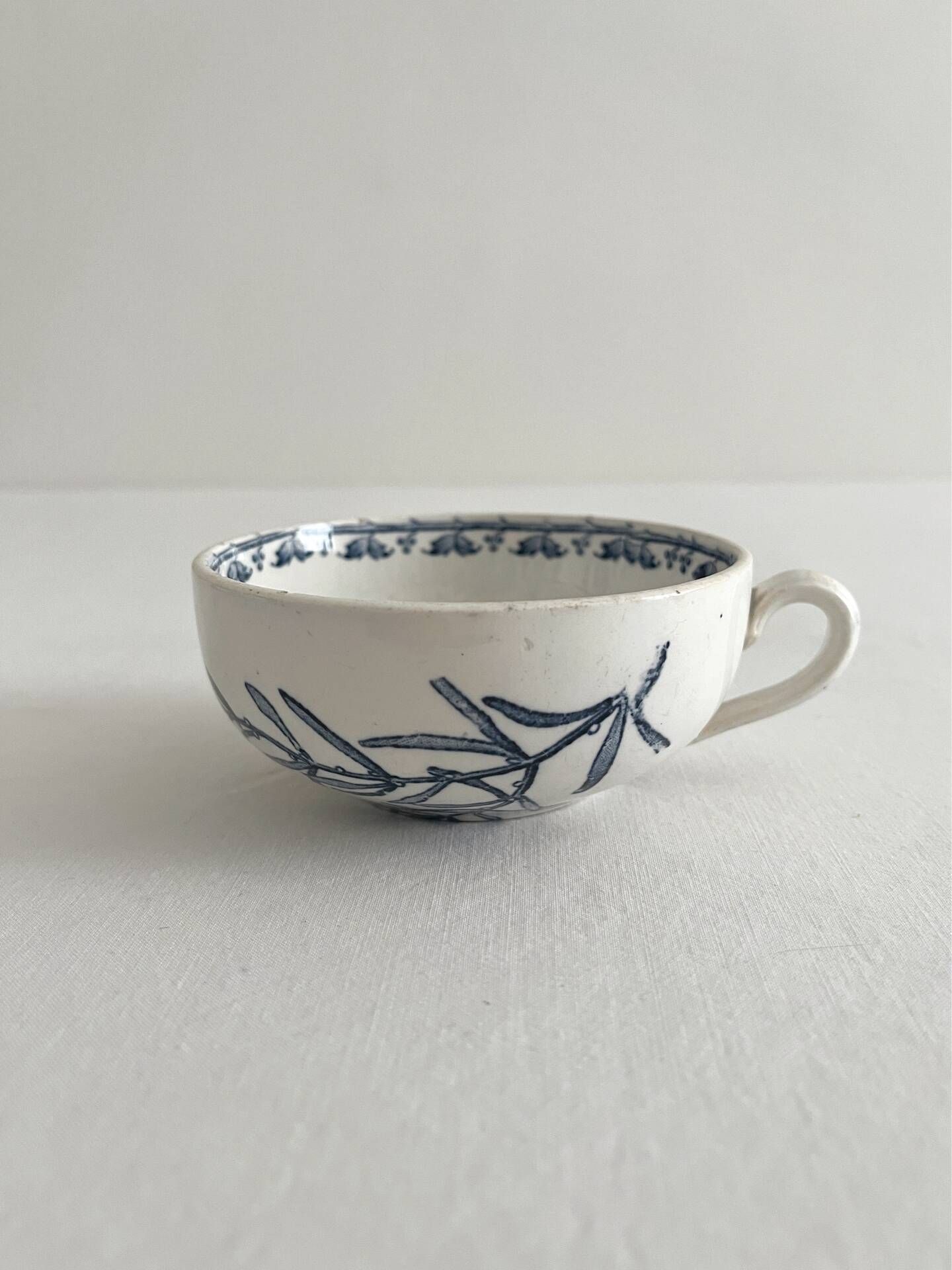 Antique ironstone cup "Carmen" Sarreguemines