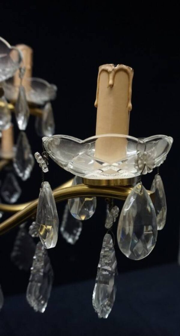 Lustre en bronze cristal.