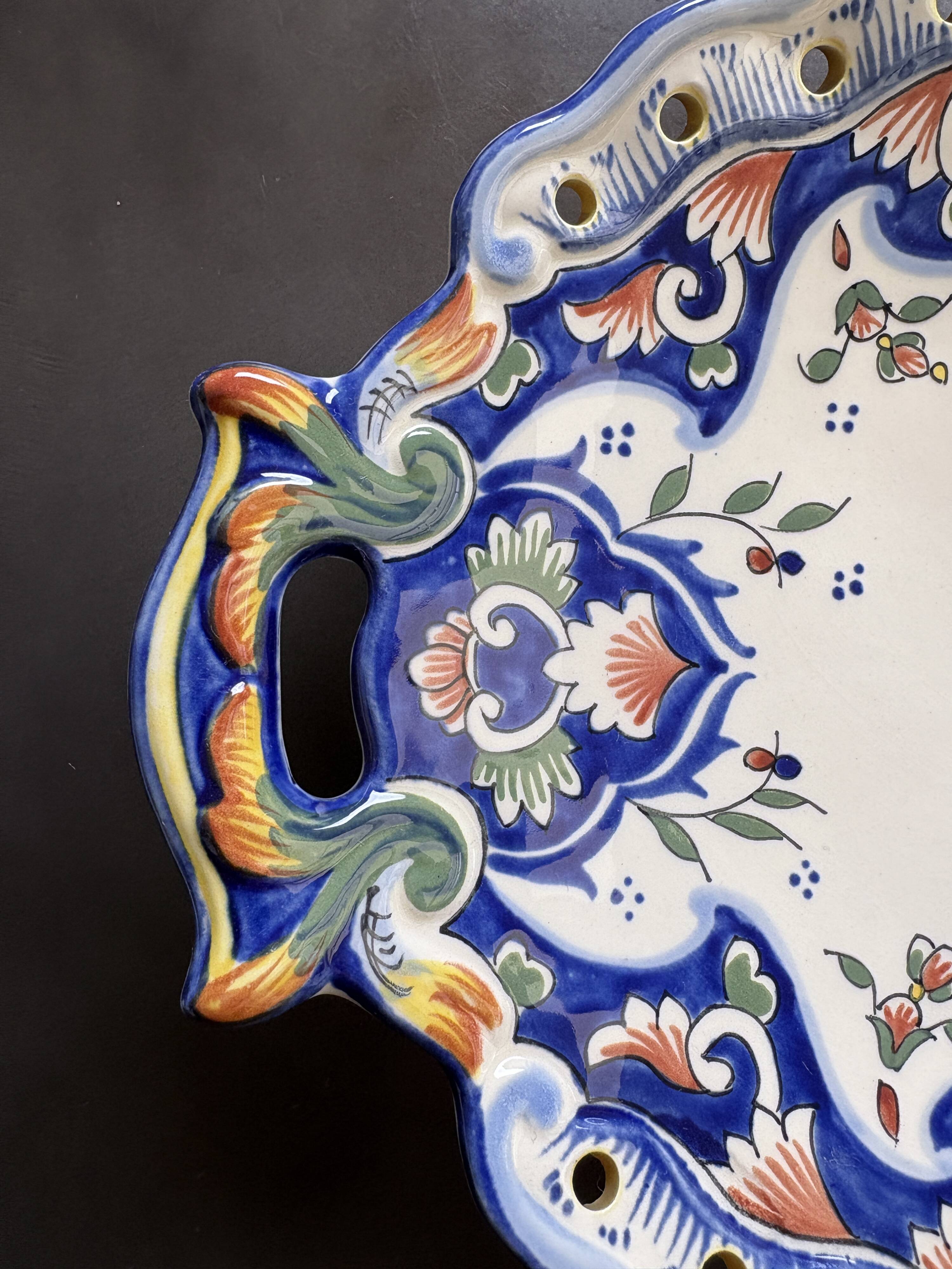 Oval dish with Desvres Fourmaintraux Rouen decoration