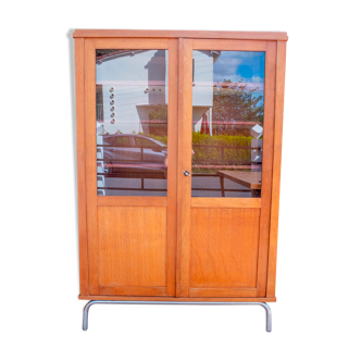 Armoire parisienne