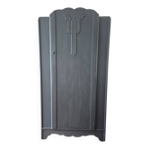 Art Deco cloakroom