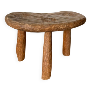 Tabouret tripode brutaliste