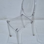 Chaise “Victoria Ghost” – design Philippe Starck pour Kartell