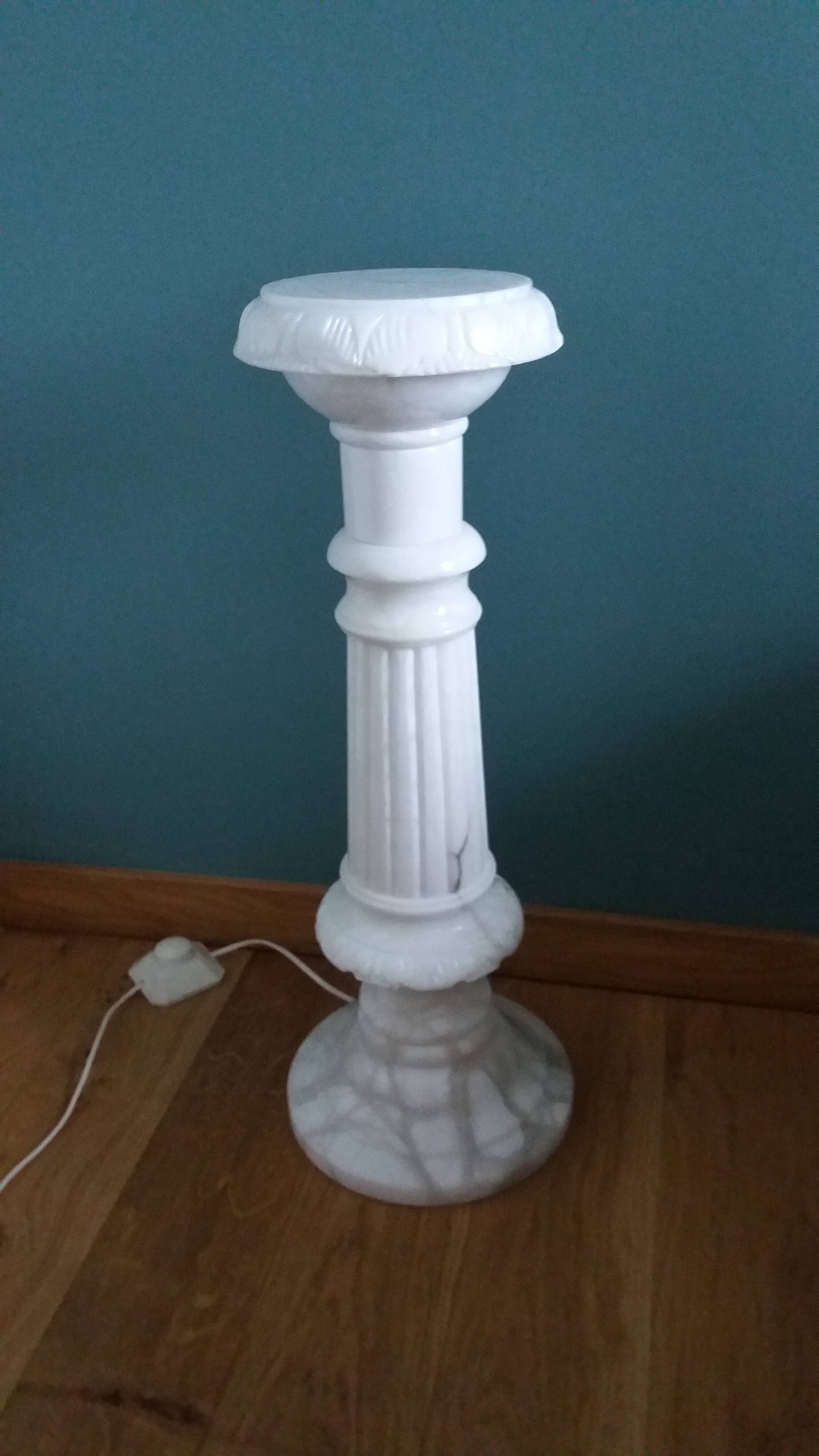 Alabaster light column