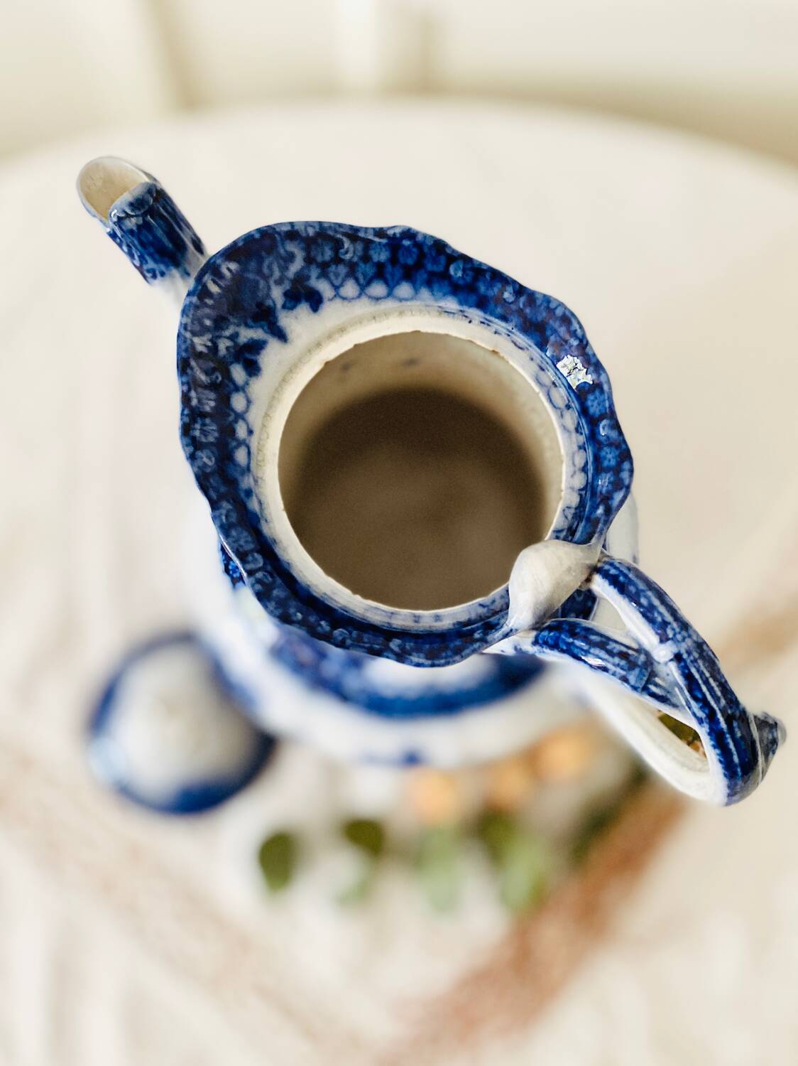 Antique teapot from the India service by Villeroy and Boch