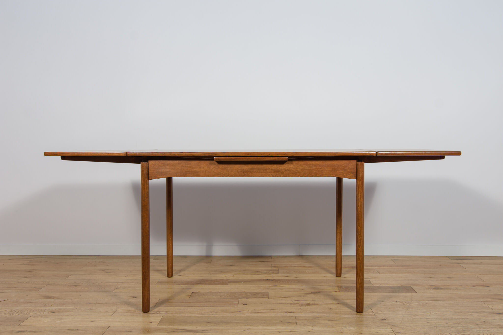 Mid-century teak extendable dining table, Denmark, 1960s