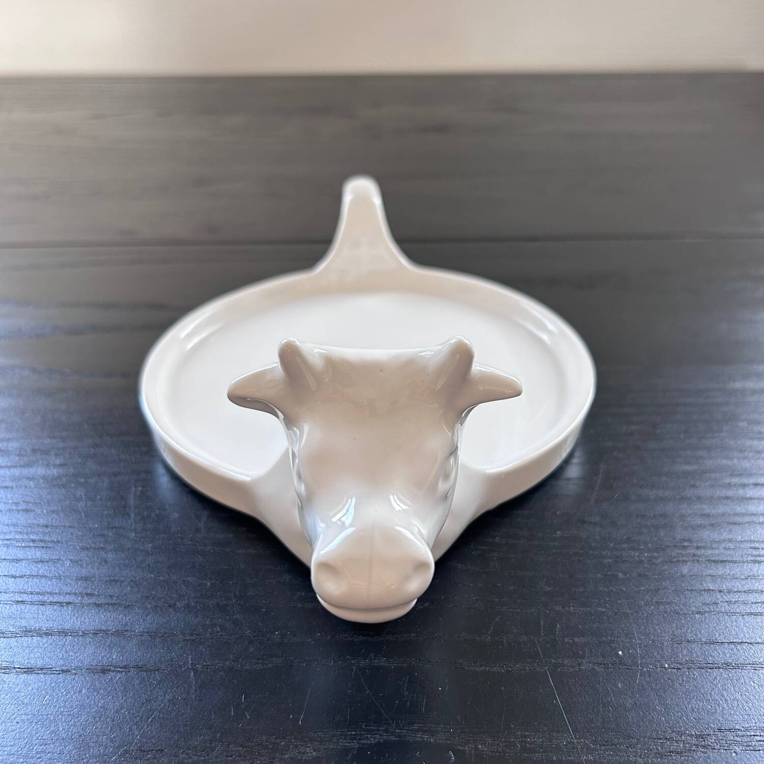 Cow cheese dish