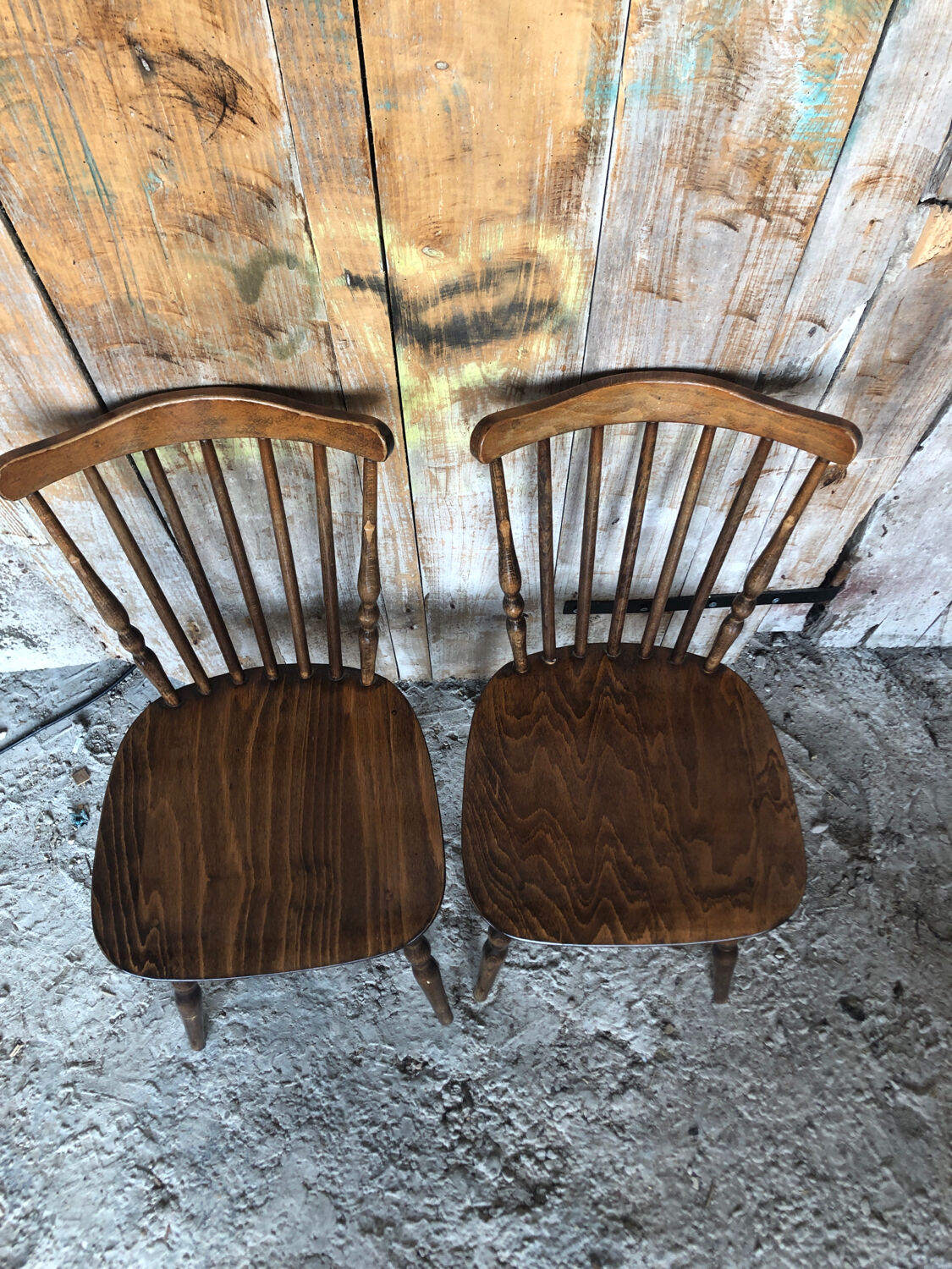 Lot De 2 Chaises Western Vintage Années 1980 En Bois Clair (intérieur) – Style Rétro