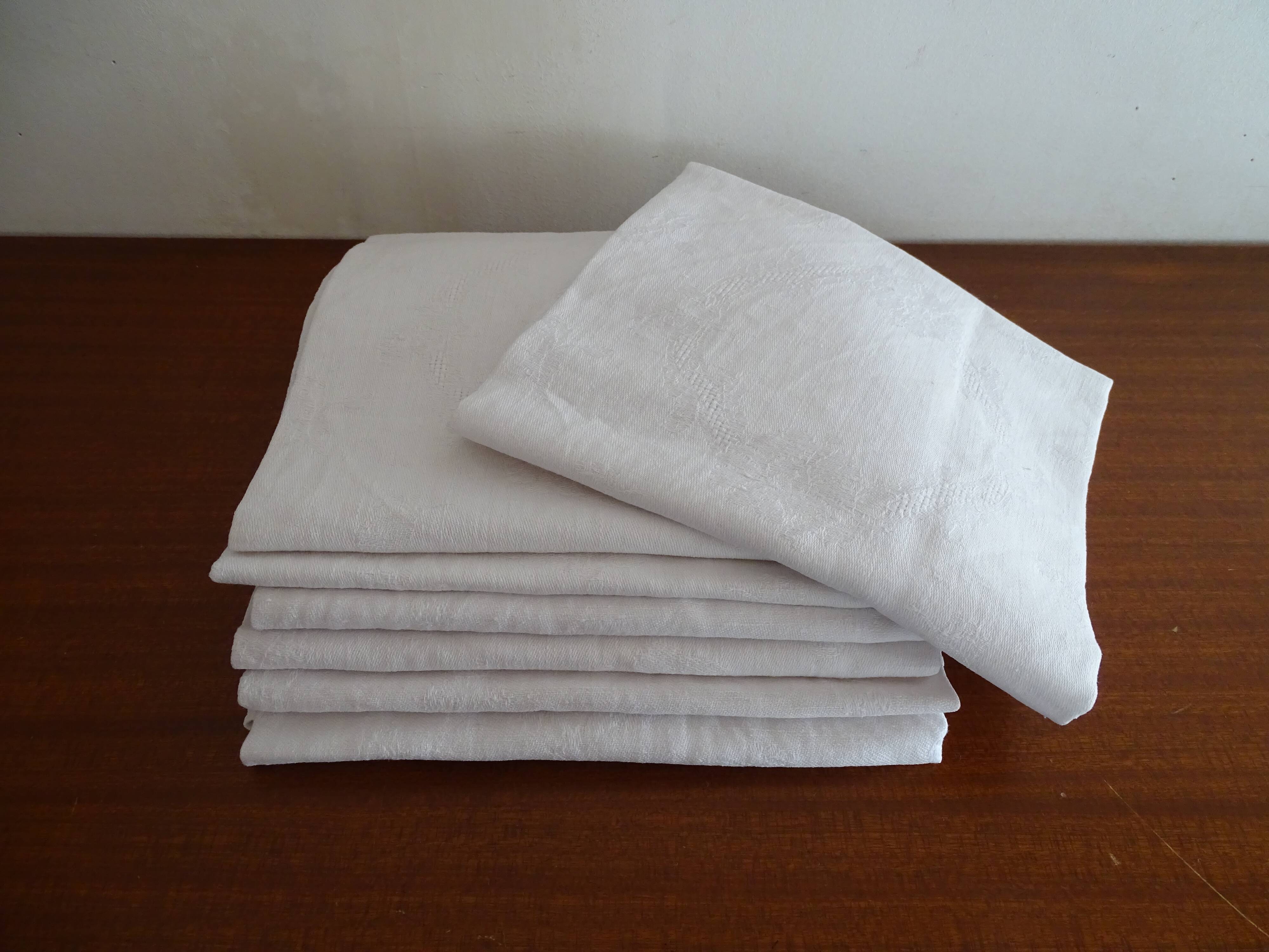 Lot 7 old cotton damask napkins 60 x 64
