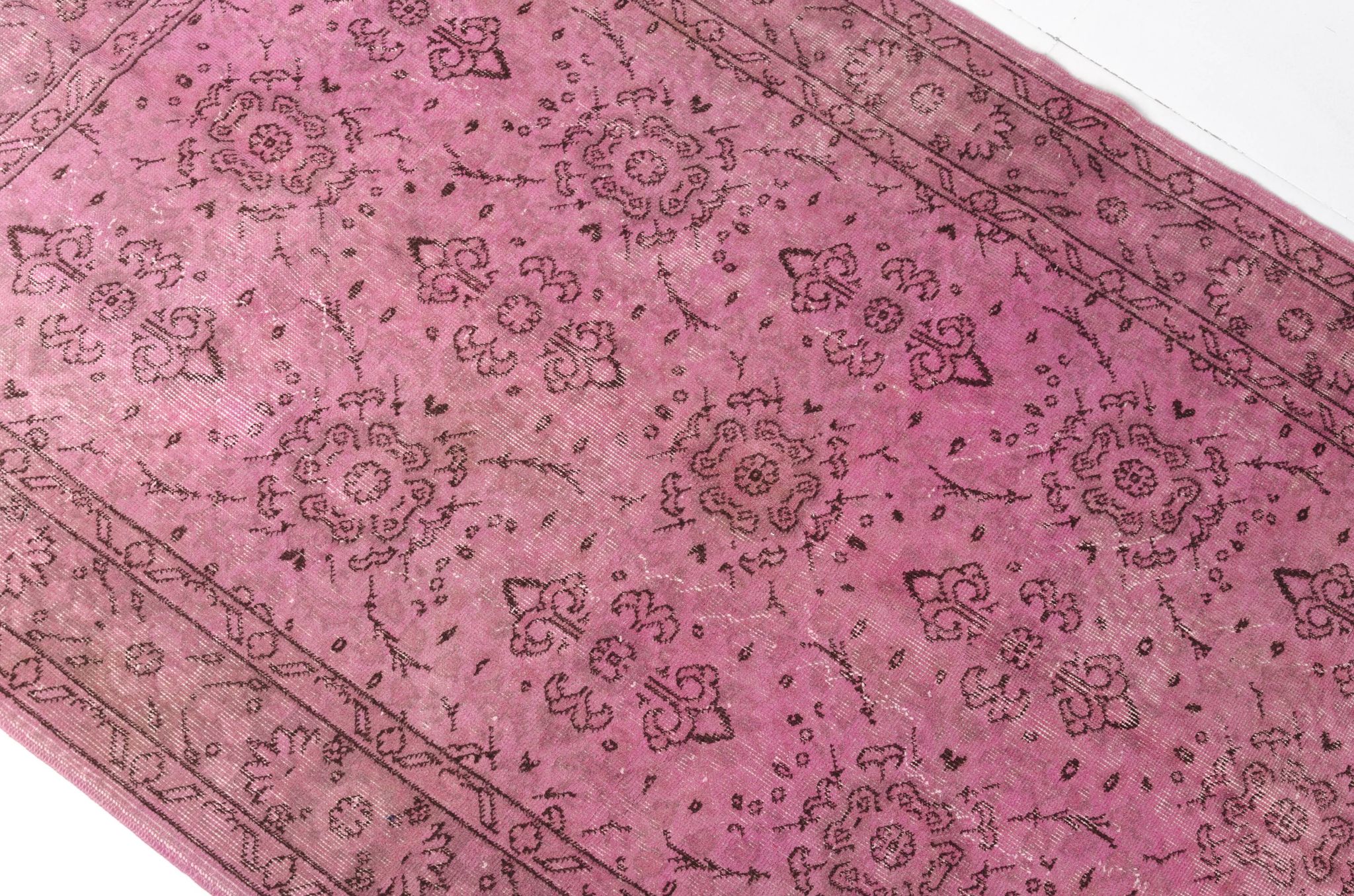Tapis vintage anatolien rose sku 2536