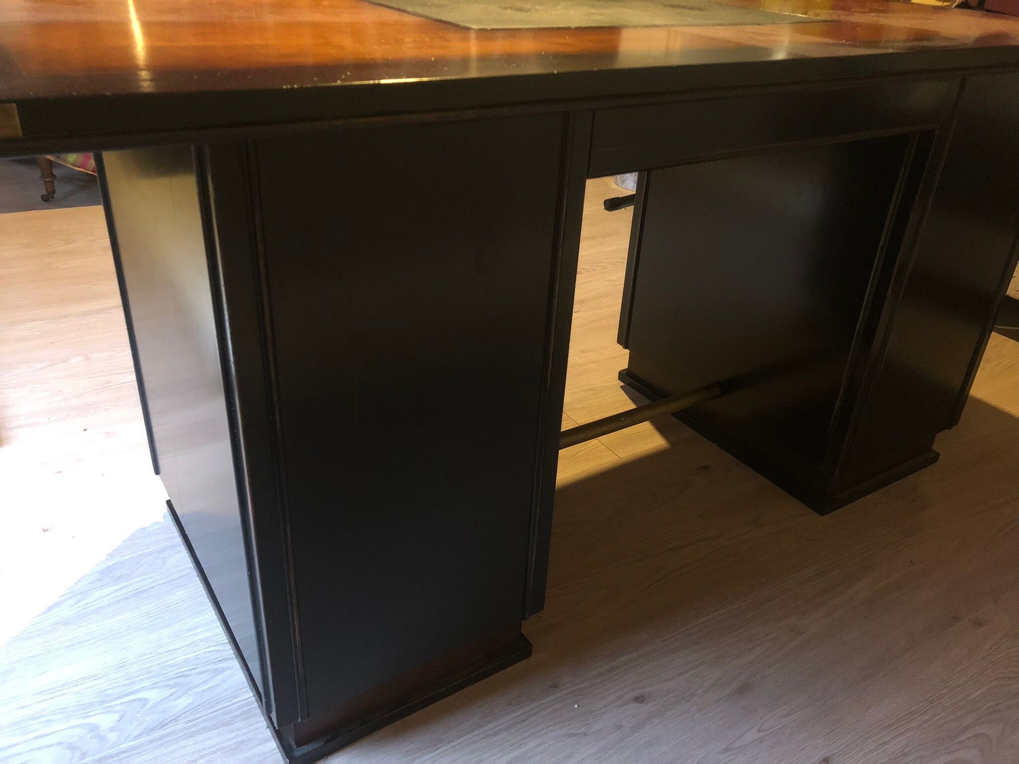 Captain's office per mare per terram