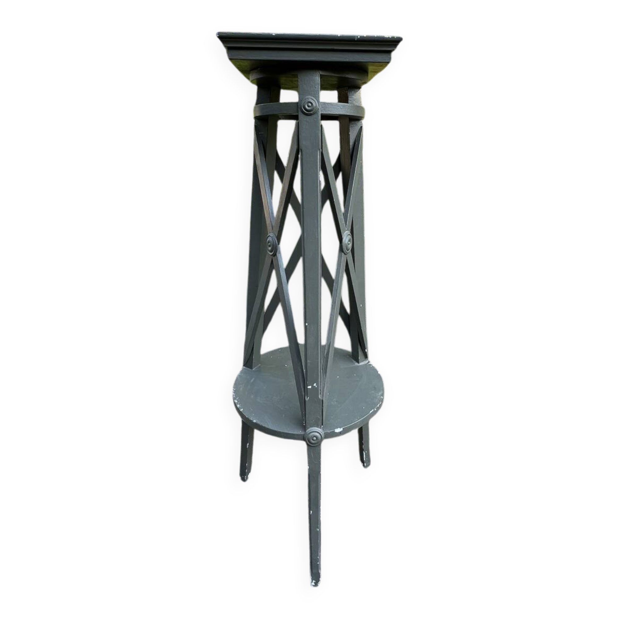 Wood sculptor's stool