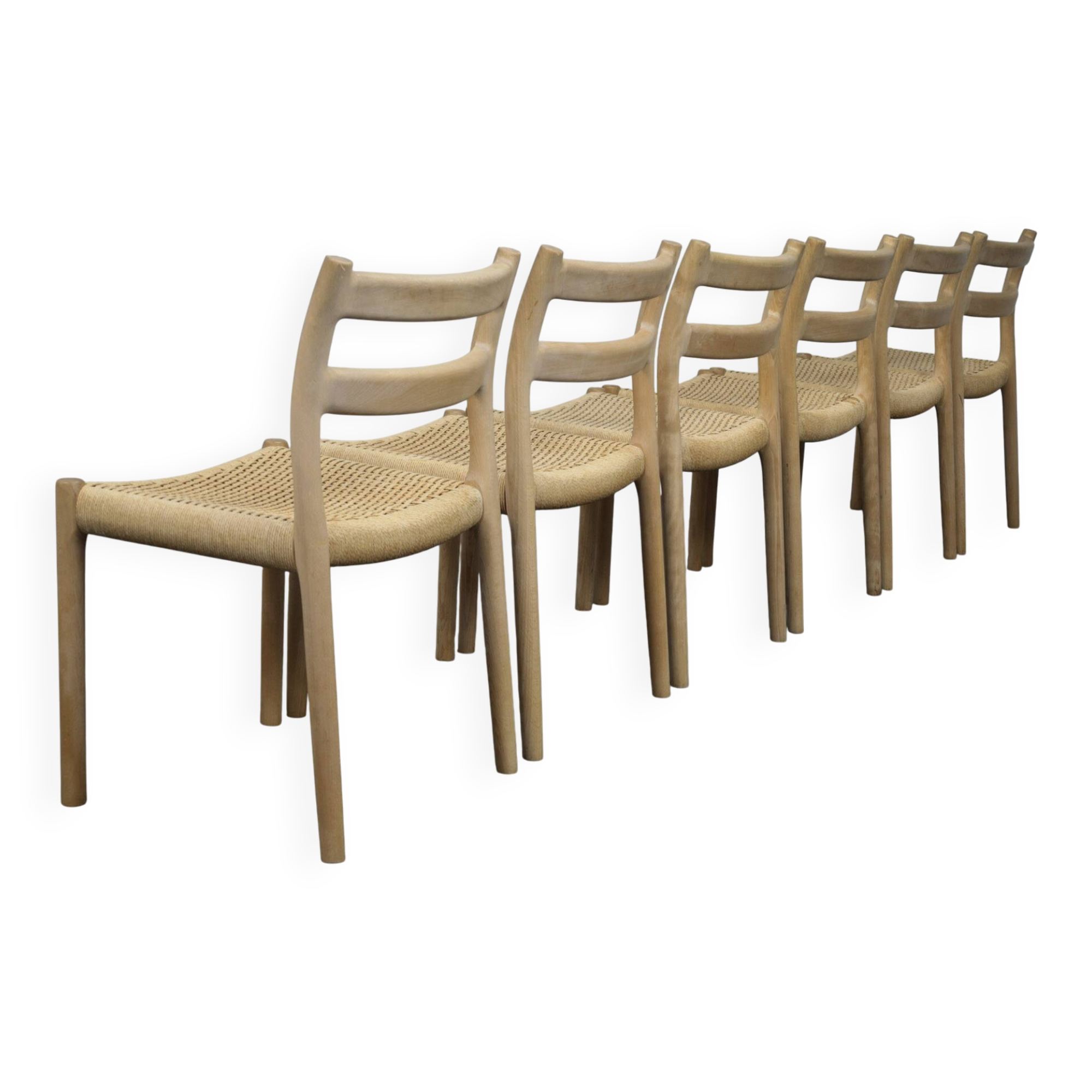 Ensemble de 6 chaises de salle à manger modèle 84 par Niels Otto Møller, années 1970.
