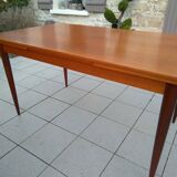 Scandinavian table