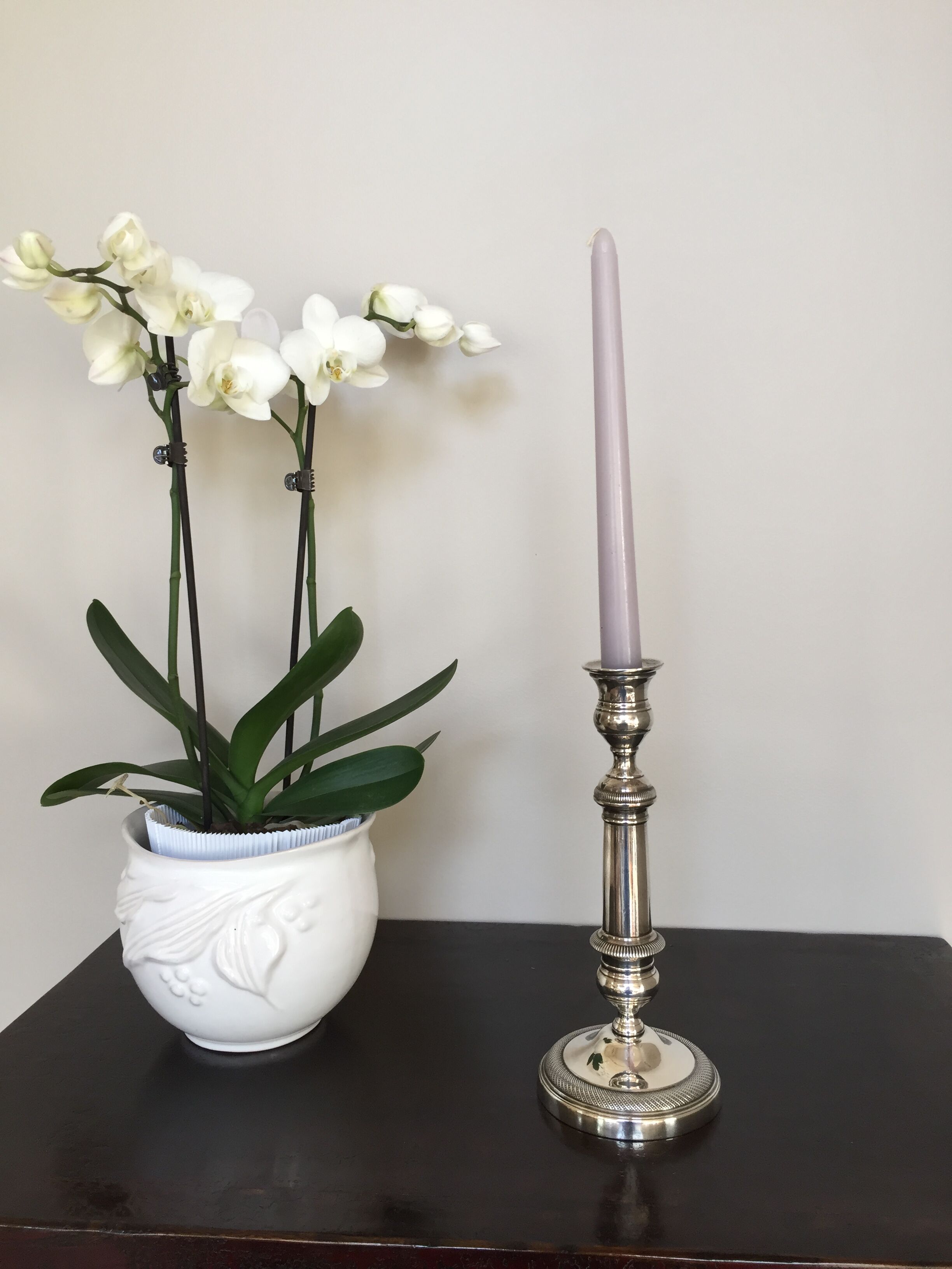 Silver metal bougeoir