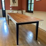 Farm table