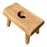Side table in blond teak openwork tray