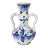 Delftware vase