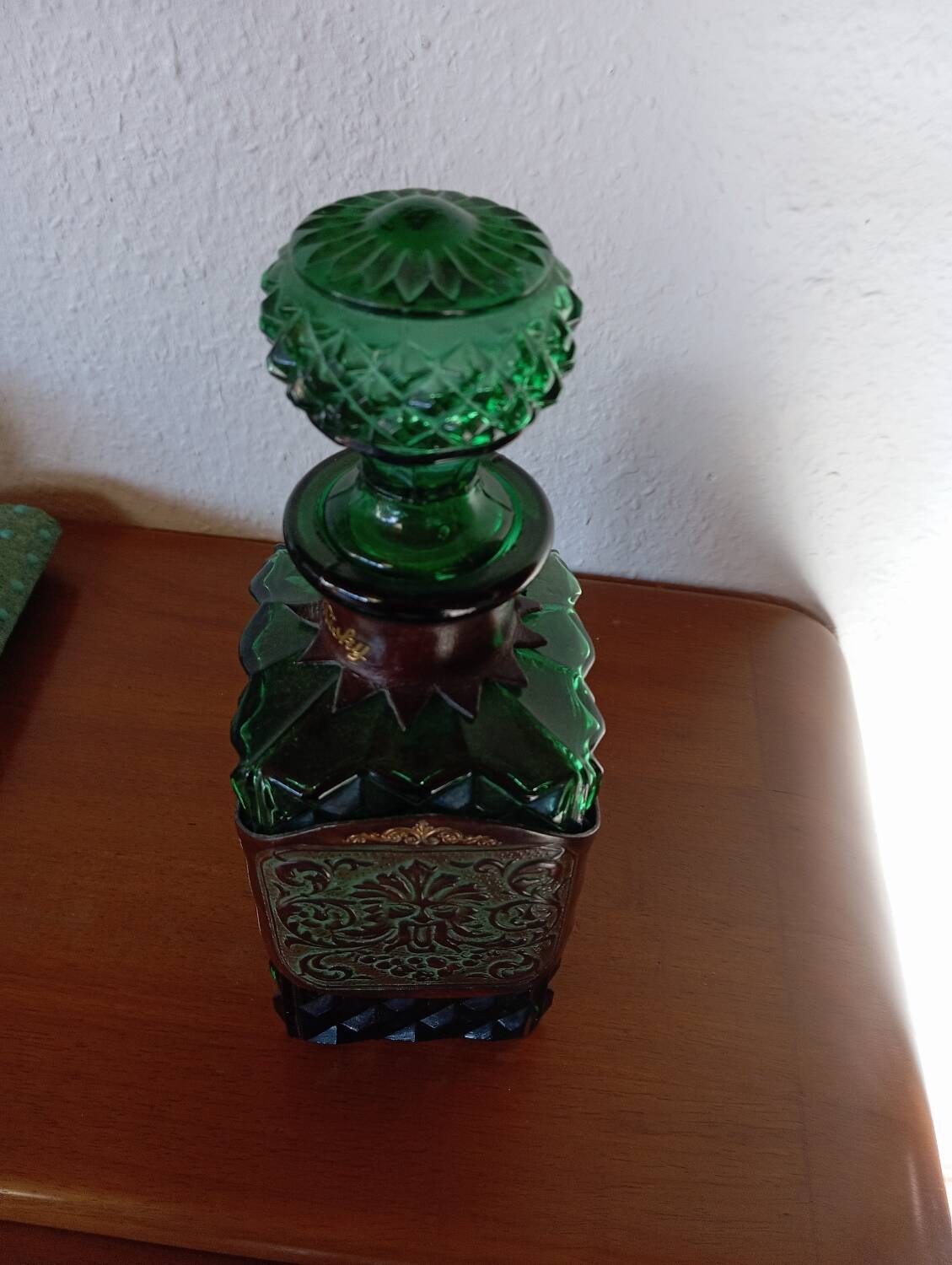 Old Emerald Green Leather Whiskey Bottle Carafe