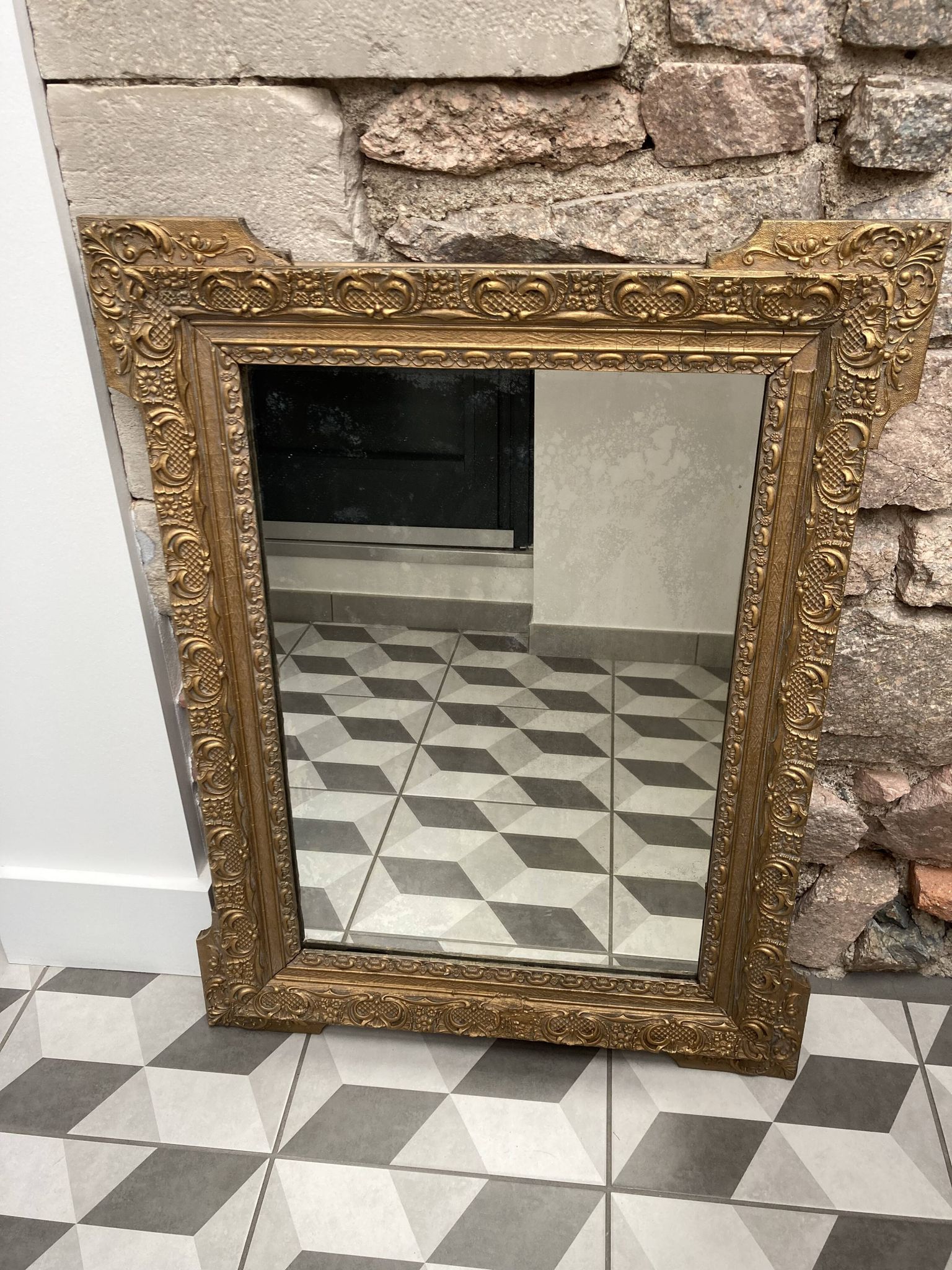 Miroir doré bois et stuc XIXeme 60x88cm