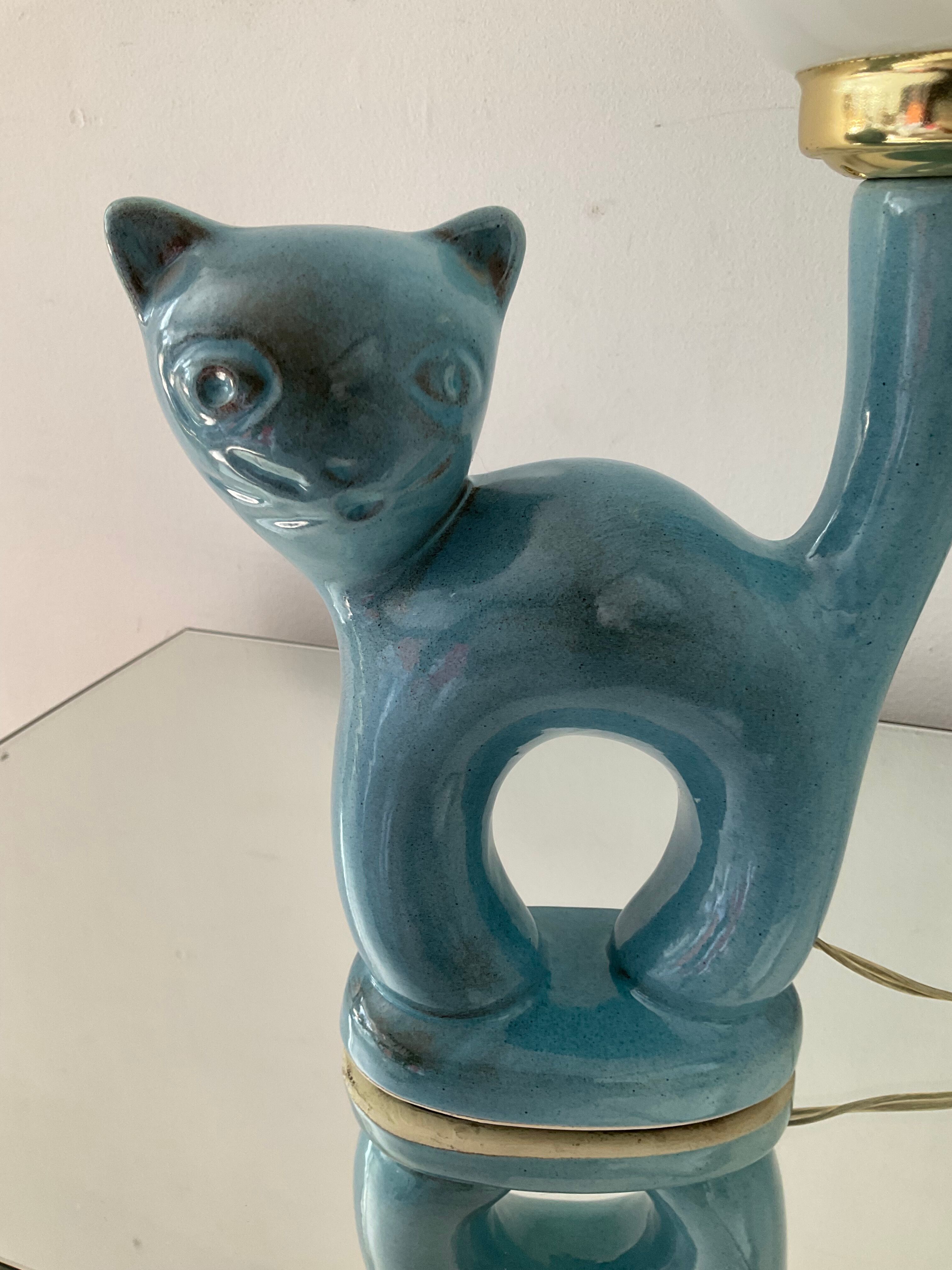 Vintage cat lamp in enamelled ceramic and opaline