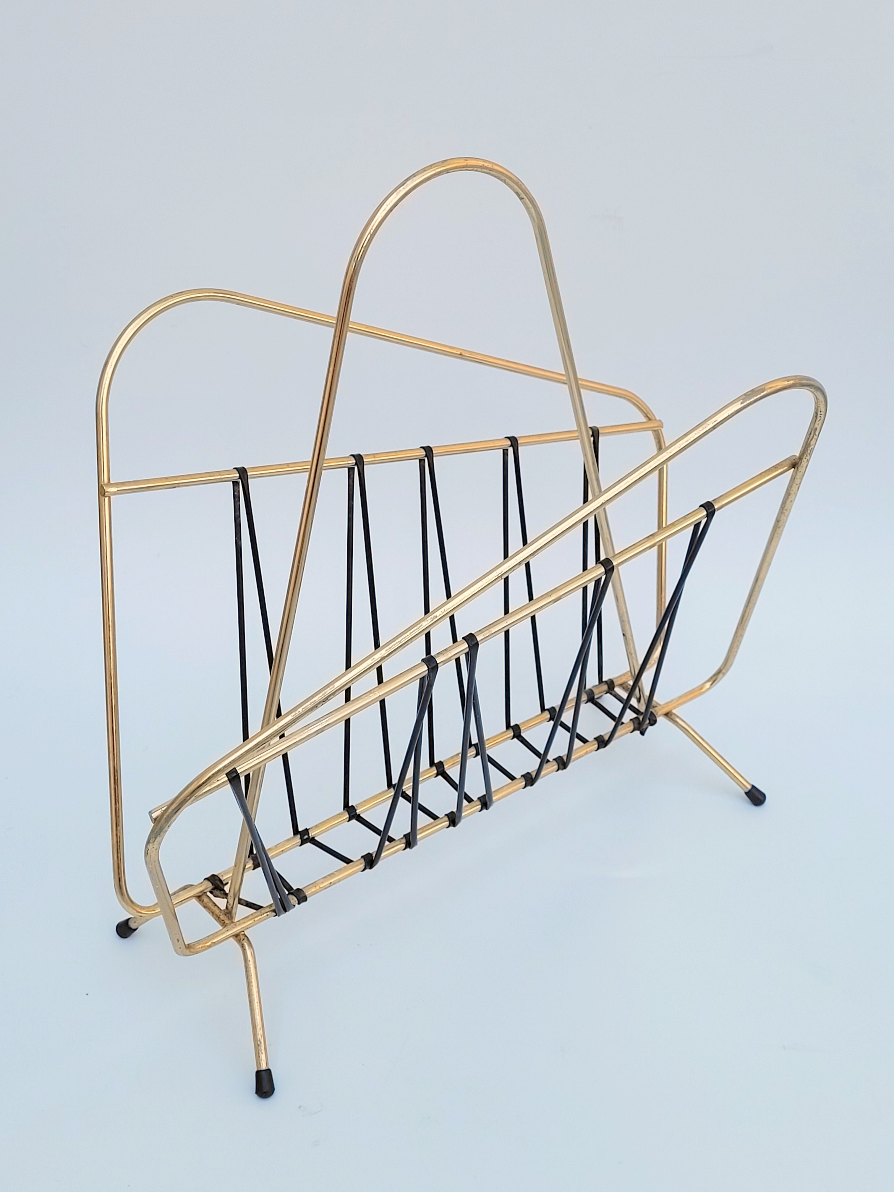 Magazine holder vintage brass wire and scoubidou 1950