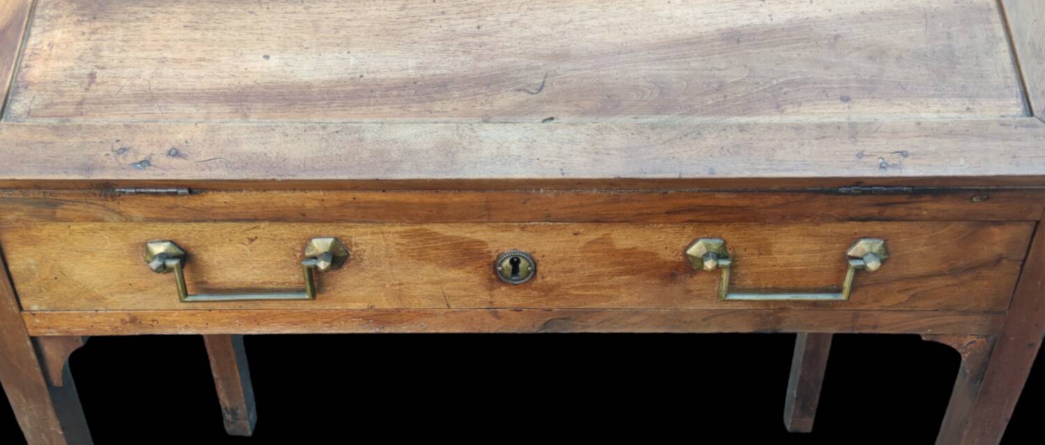 Former secretary desk