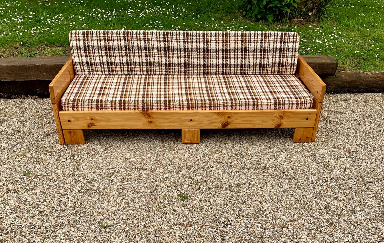 Vintage Daybed - Brutalism/Modernism