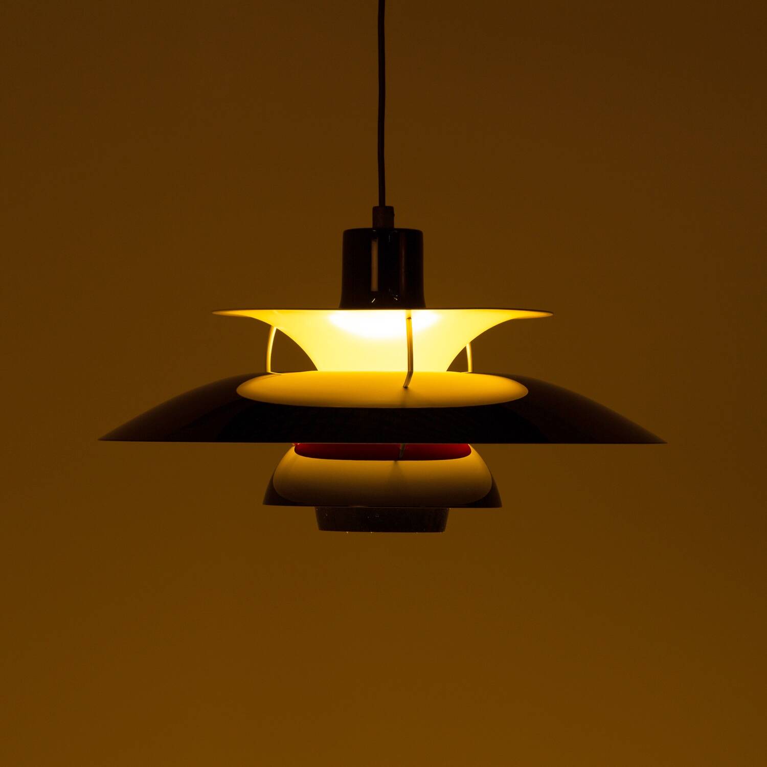 Louis Poulsen ph5 pendant light | Poul Henningsen | restoration | black