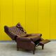 Fauteuil inclinable chesterfield vintage fait main marron