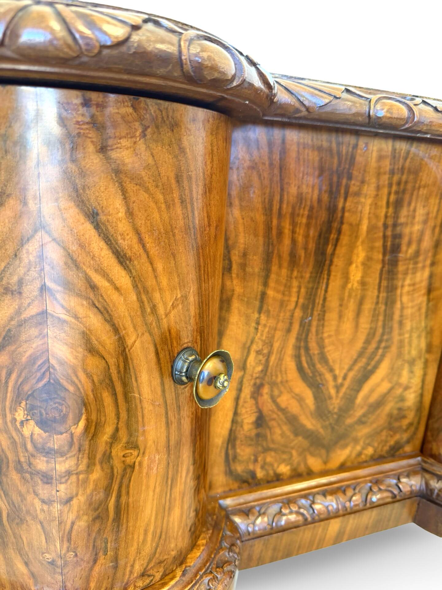 Console, petinuse italienne, années 1920