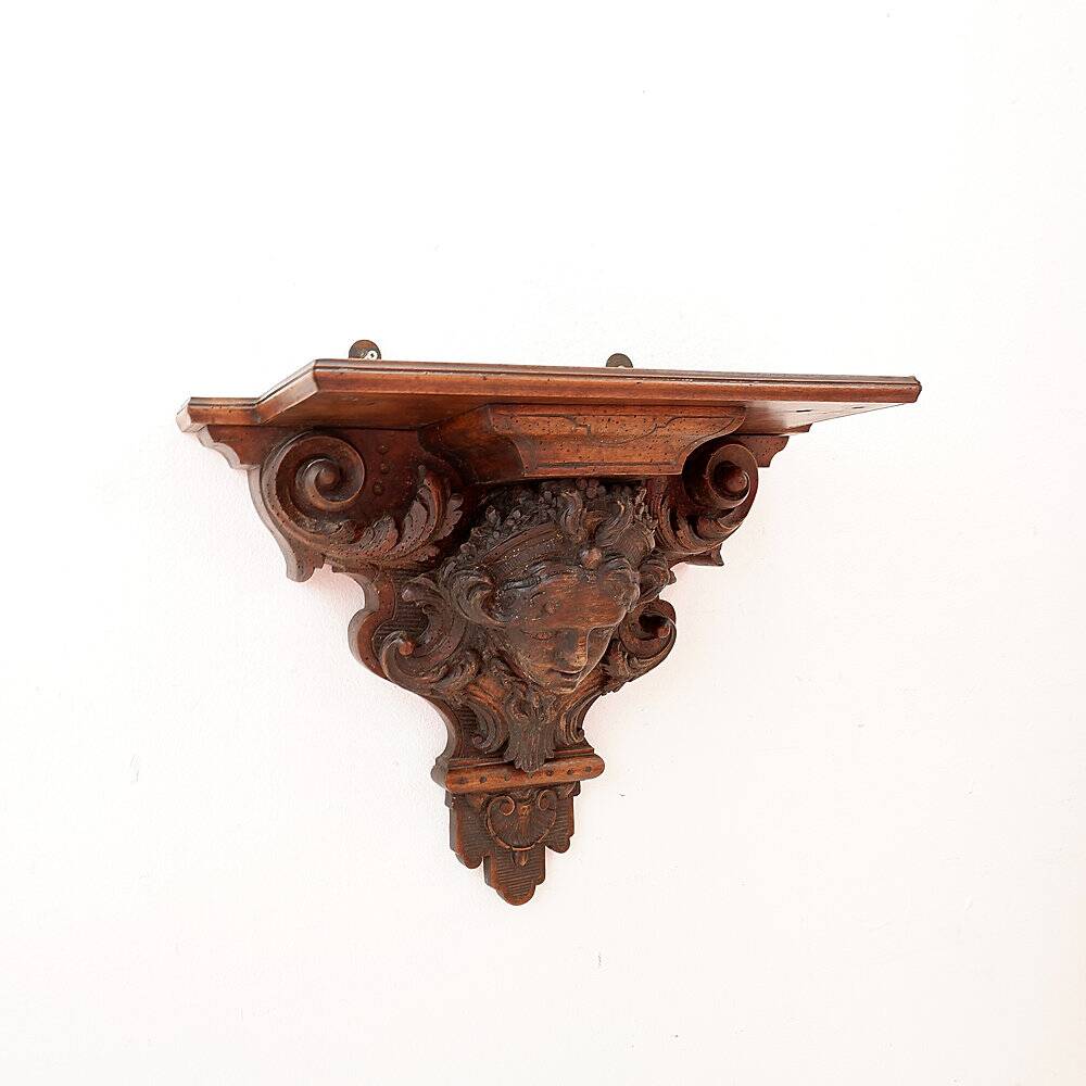 Étagère murale sculptée à la main - XIXe siècle